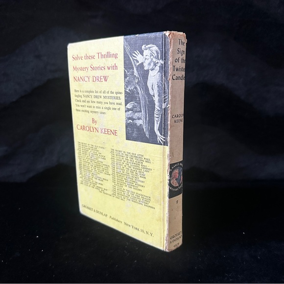 1933 Nancy Drew Mystery Book 9 - Picture 4 of 10